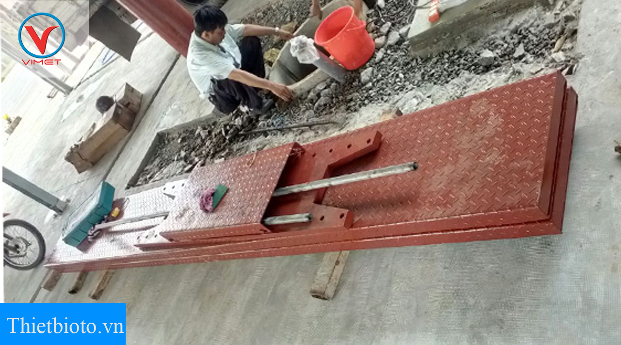 Cầu nâng 1 trụ âm nền chuyên rửa xe ô tô và xe tải nhẹ ( Benz rửa xe ô tô) VIMET VLWS3501 Cầu nâng 1 trụ âm nền chuyên rửa xe ô tô và xe tải nhẹ ( Benz rửa xe ô tô) VIMET VLWS3501