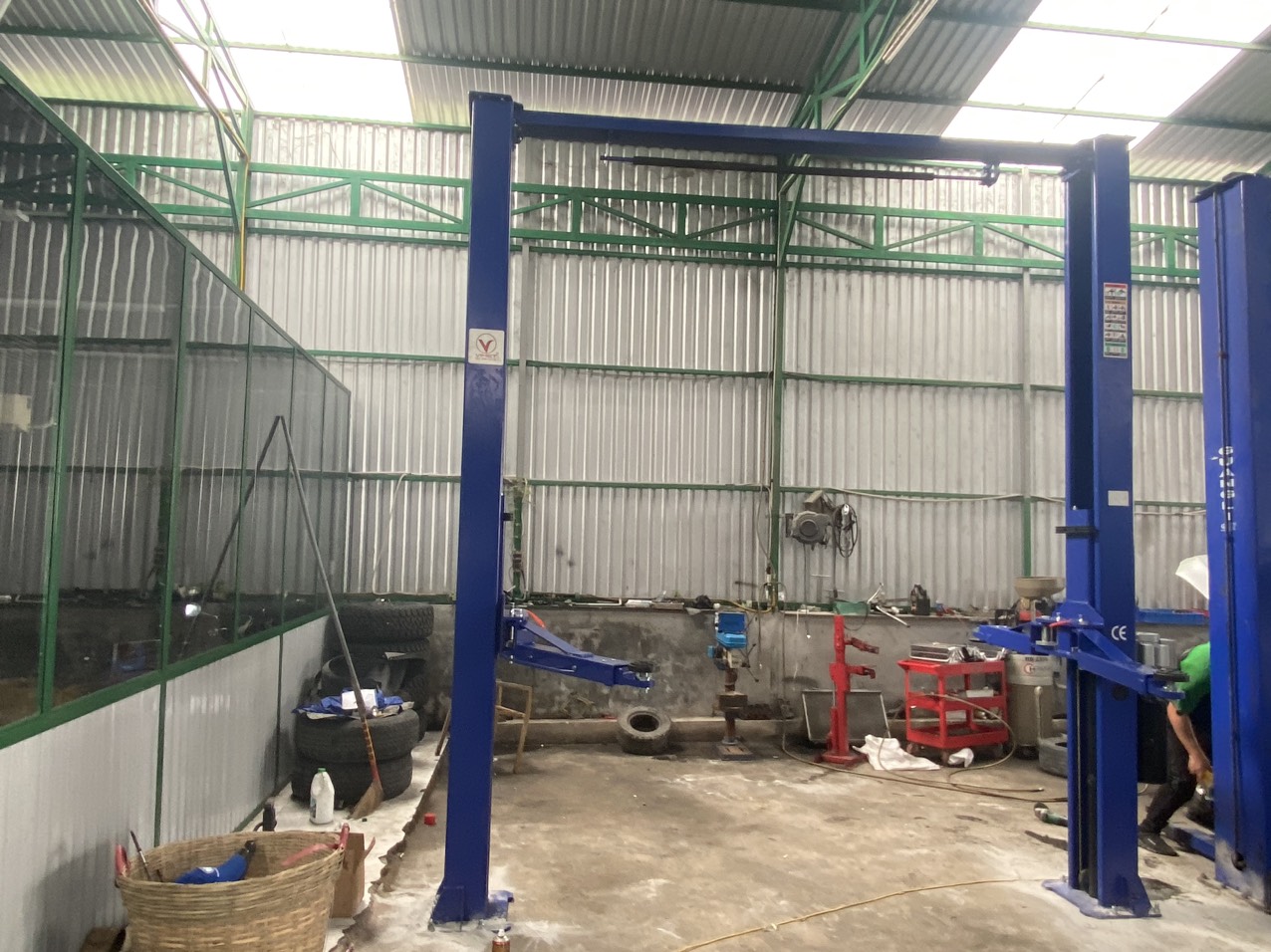Cách Sửa chữa và Bảo dưỡng Cầu nâng 2 trụ Ô tô
